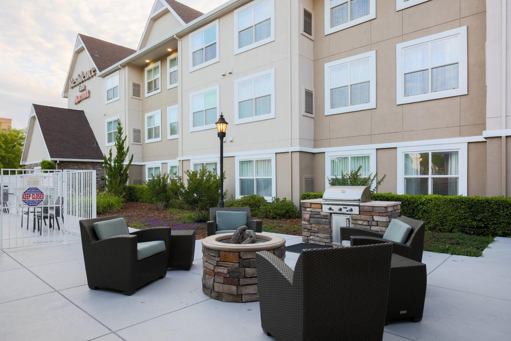 Residence Inn Чико Экстерьер фото